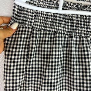 Flowery plaid pants.